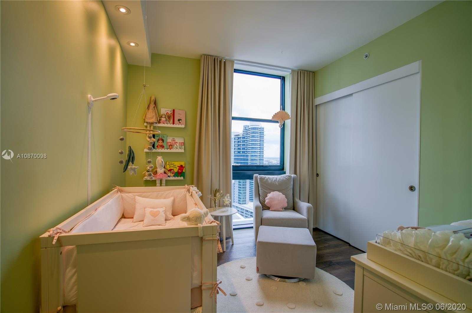 Small Image of 1010 BRICKELL AVE #4305, Miami Number 18