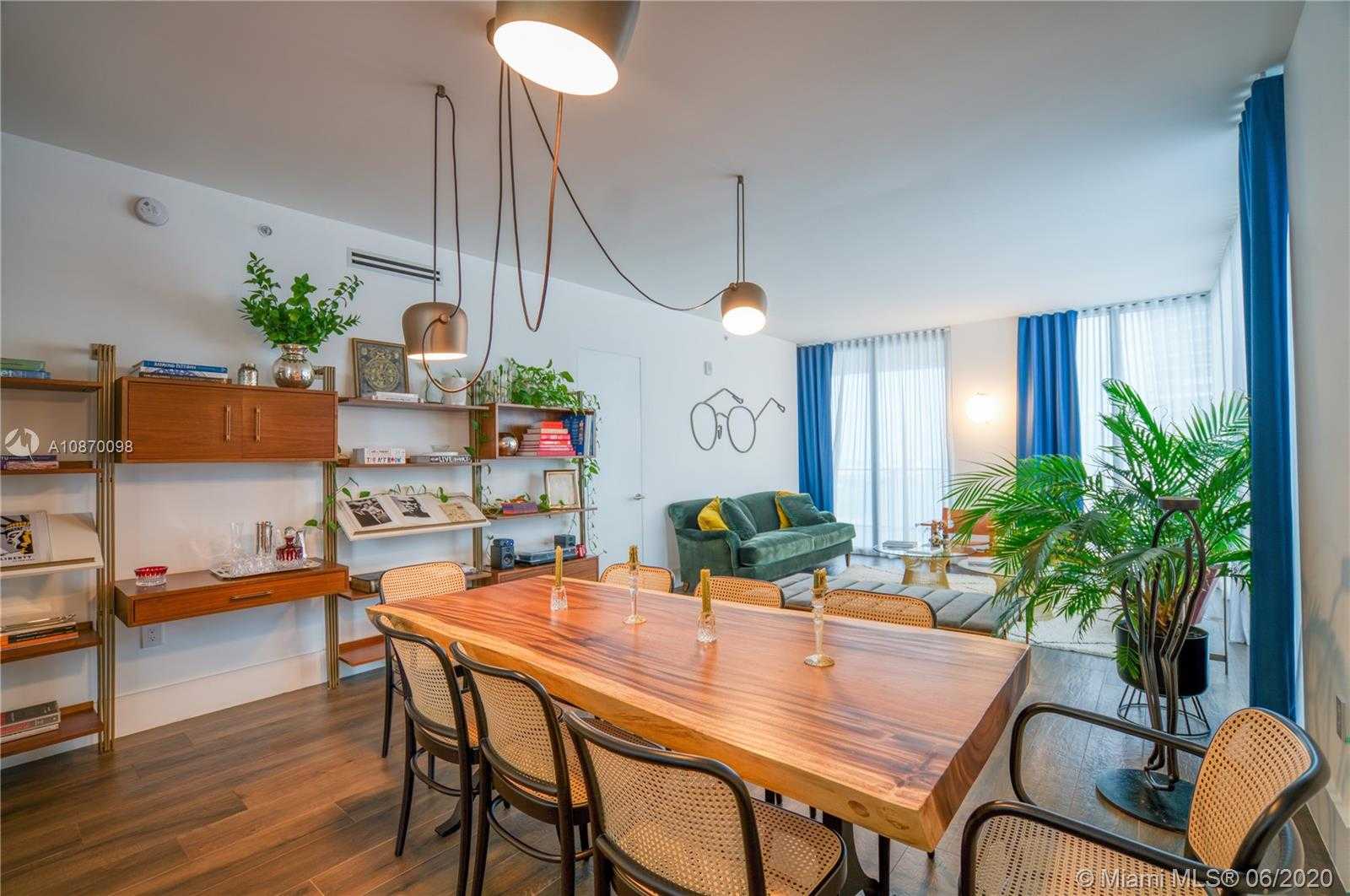 Small Image of 1010 BRICKELL AVE #4305, Miami Number 5