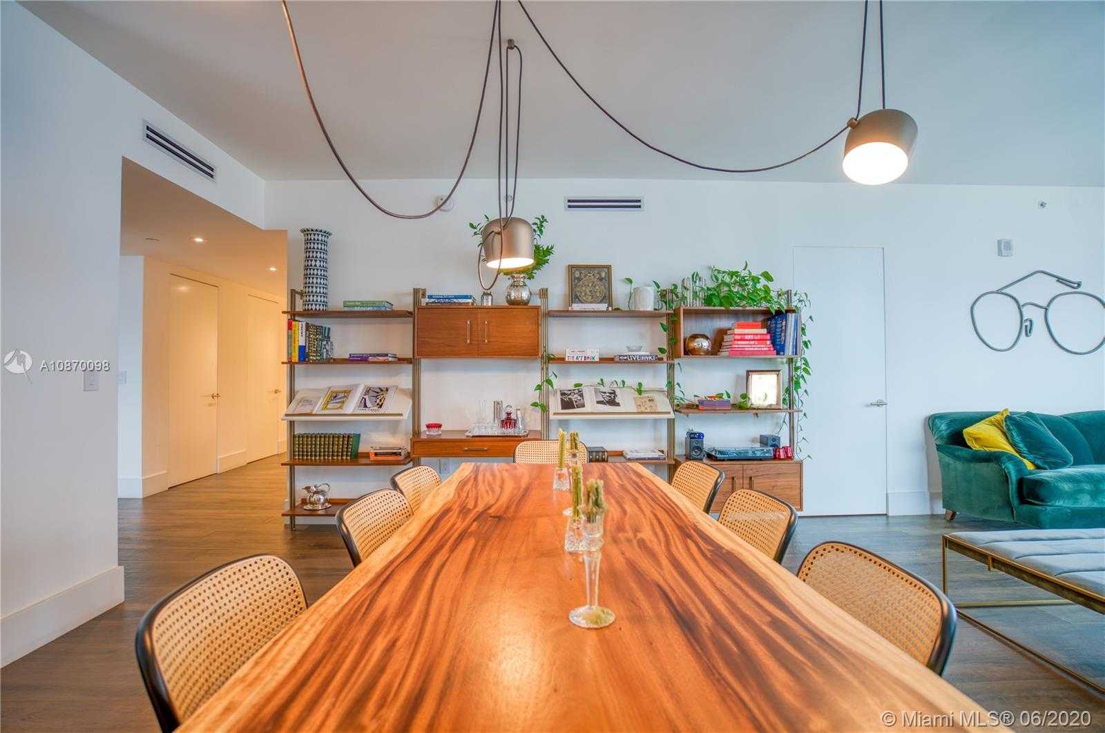 Small Image of 1010 BRICKELL AVE #4305, Miami Number 7