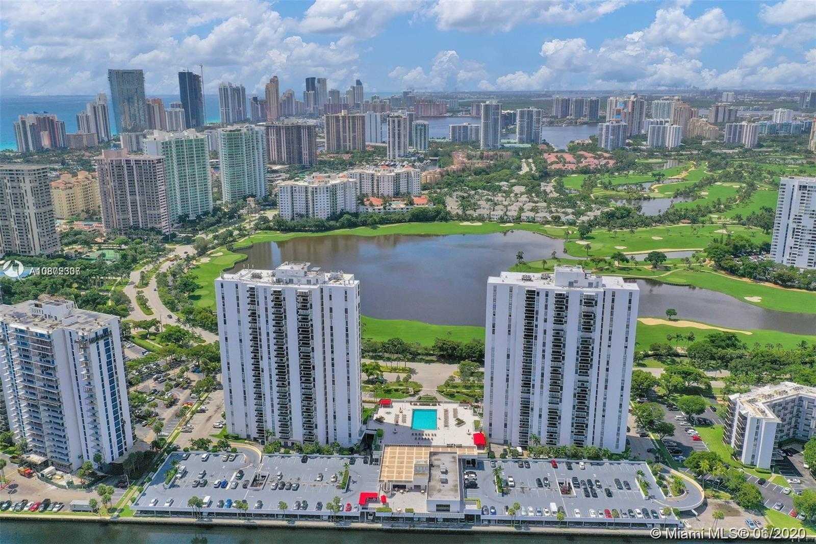 Small Image of 3675 NORTH COUNTRY CLUB DR #708, Aventura Number 4