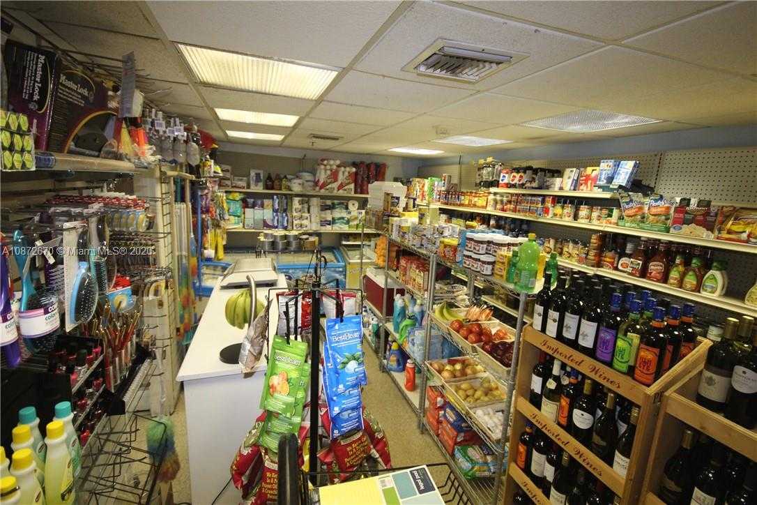 Small Image of 5161 COLLINS AVE #902, Miami Beach Number 39