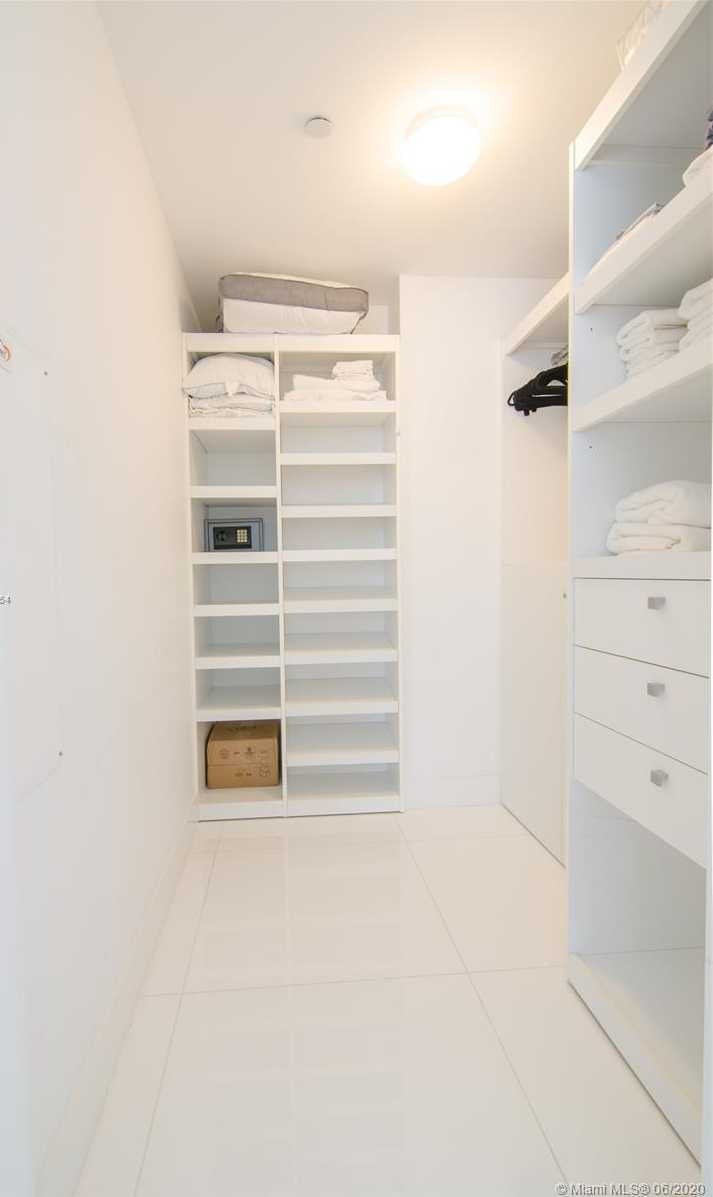Small Image of 15901 COLLINS AVE #1005, Sunny Isles Beach Number 19