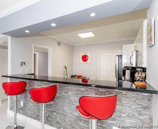Small Image of 17050 N BAY RD #702, Sunny Isles Beach Number 16