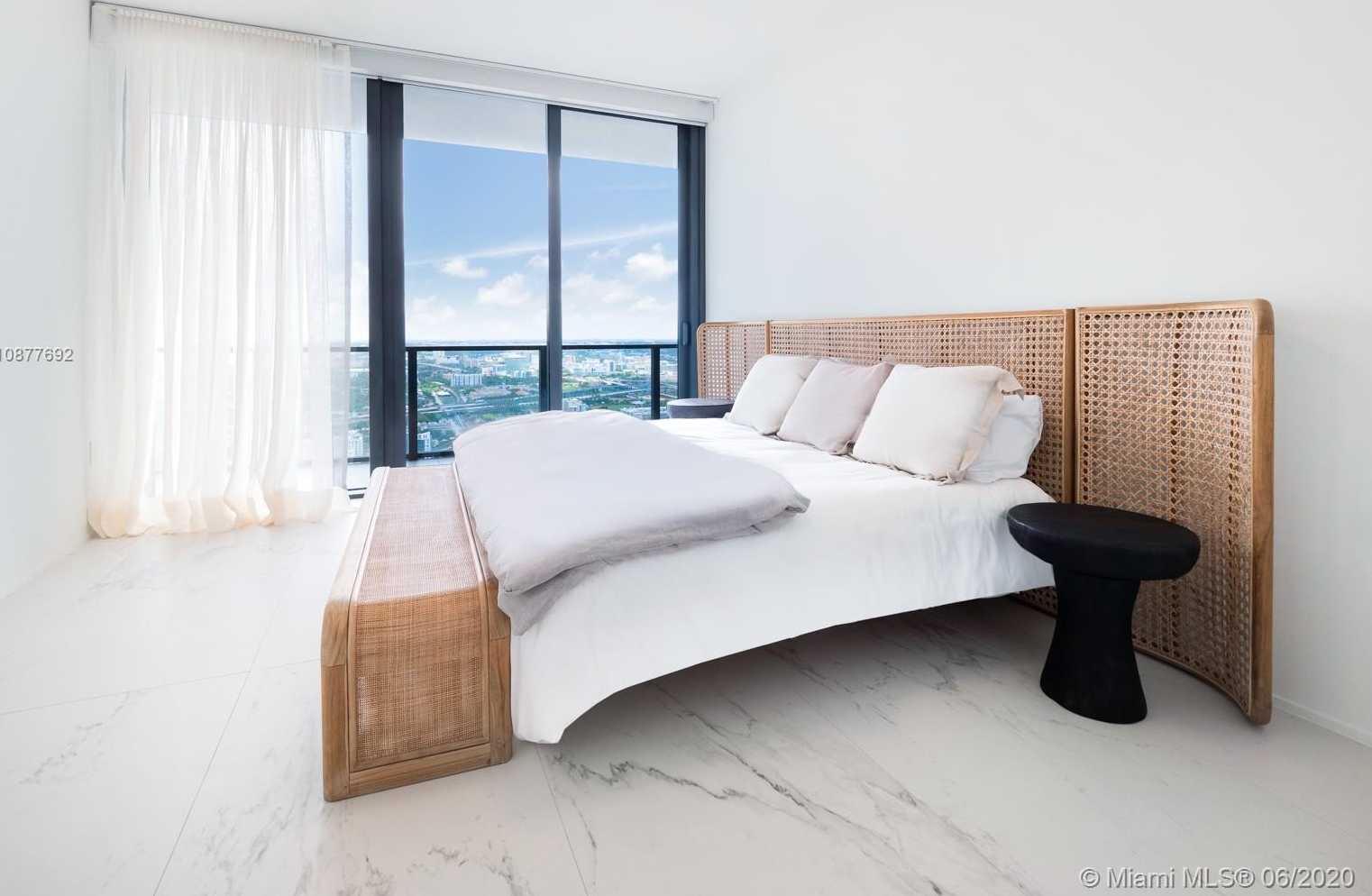Small Image of 1000 BISCAYNE BLVD #4401, Miami Number 16