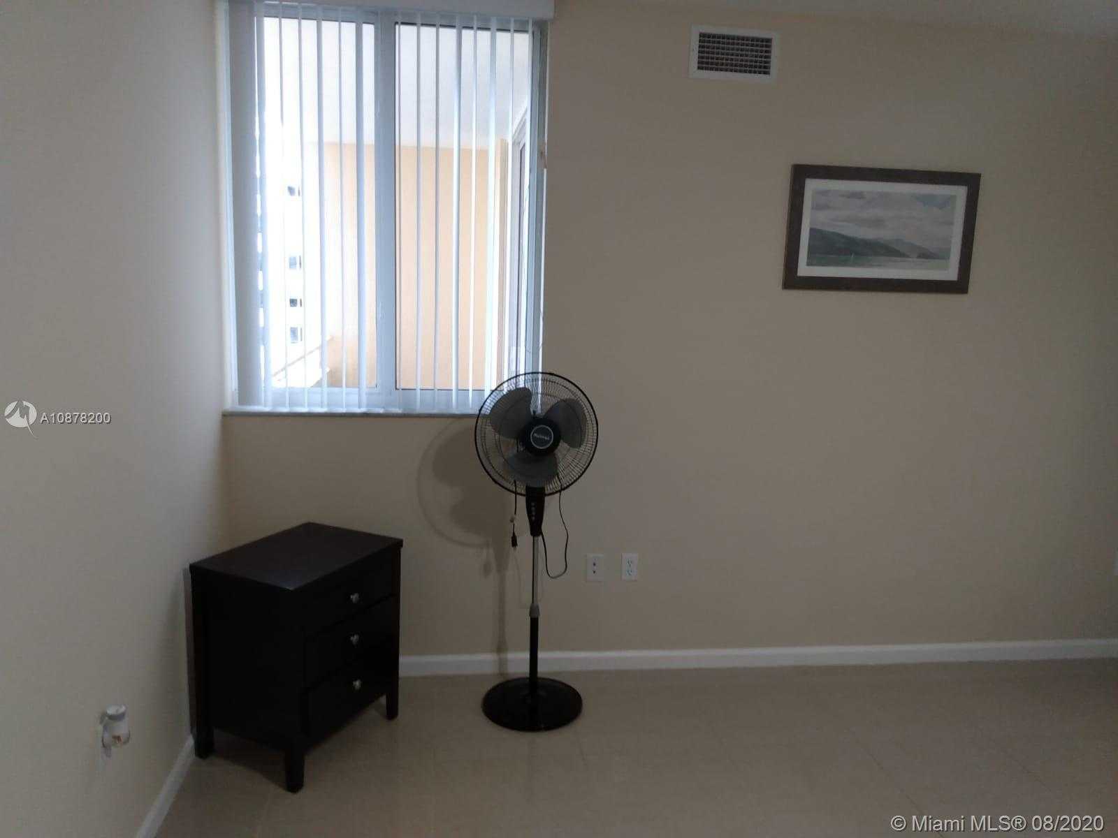 Small Image of 18800 NORTH EAST 29TH AVE #422, Aventura Number 12