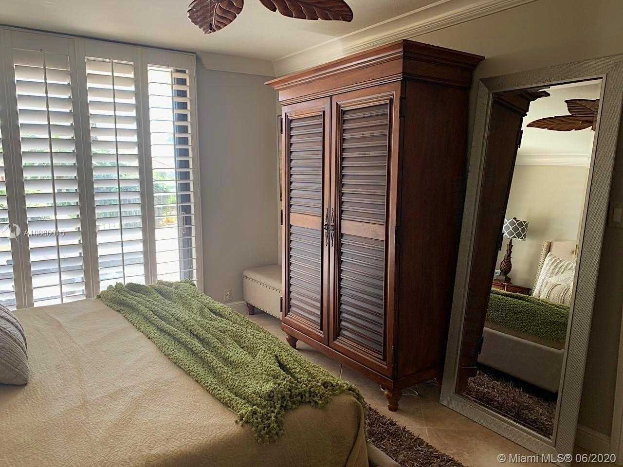 Small Image of 300 OCEAN TRAIL WAY #109, Jupiter Number 15