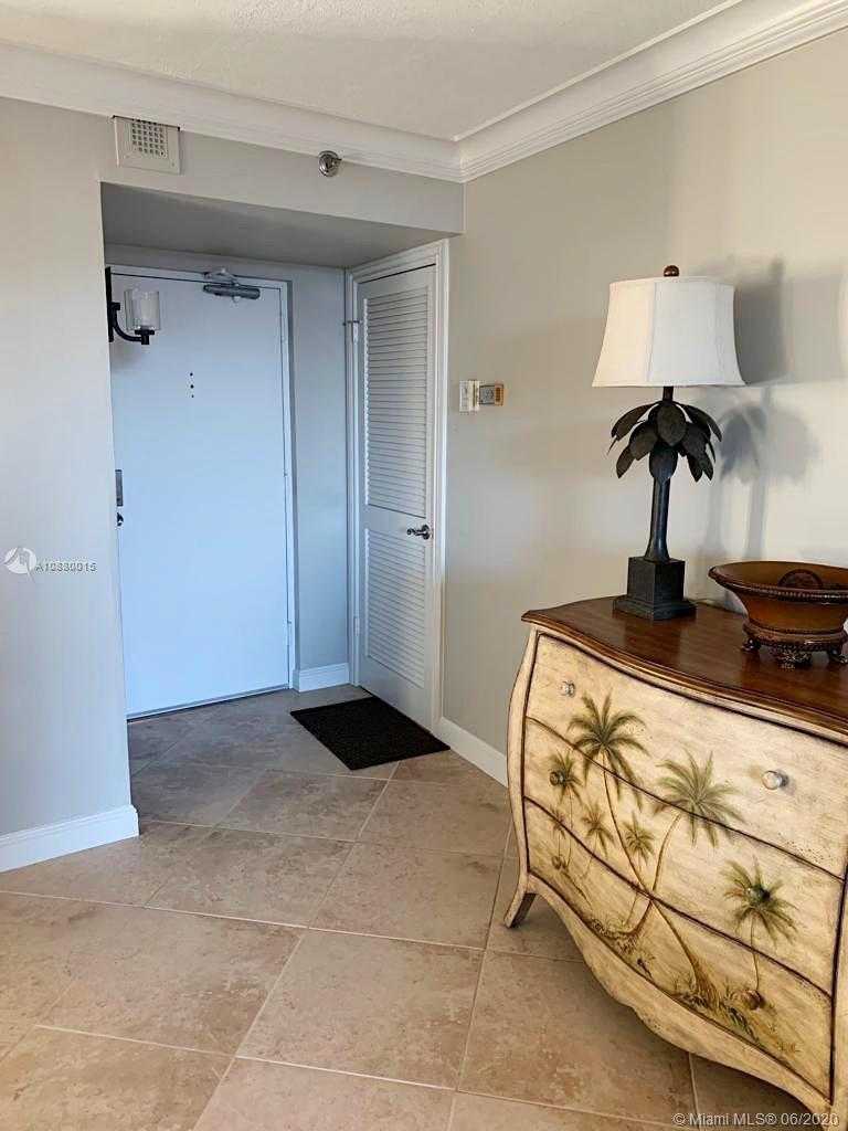 Small Image of 300 OCEAN TRAIL WAY #109, Jupiter Number 2