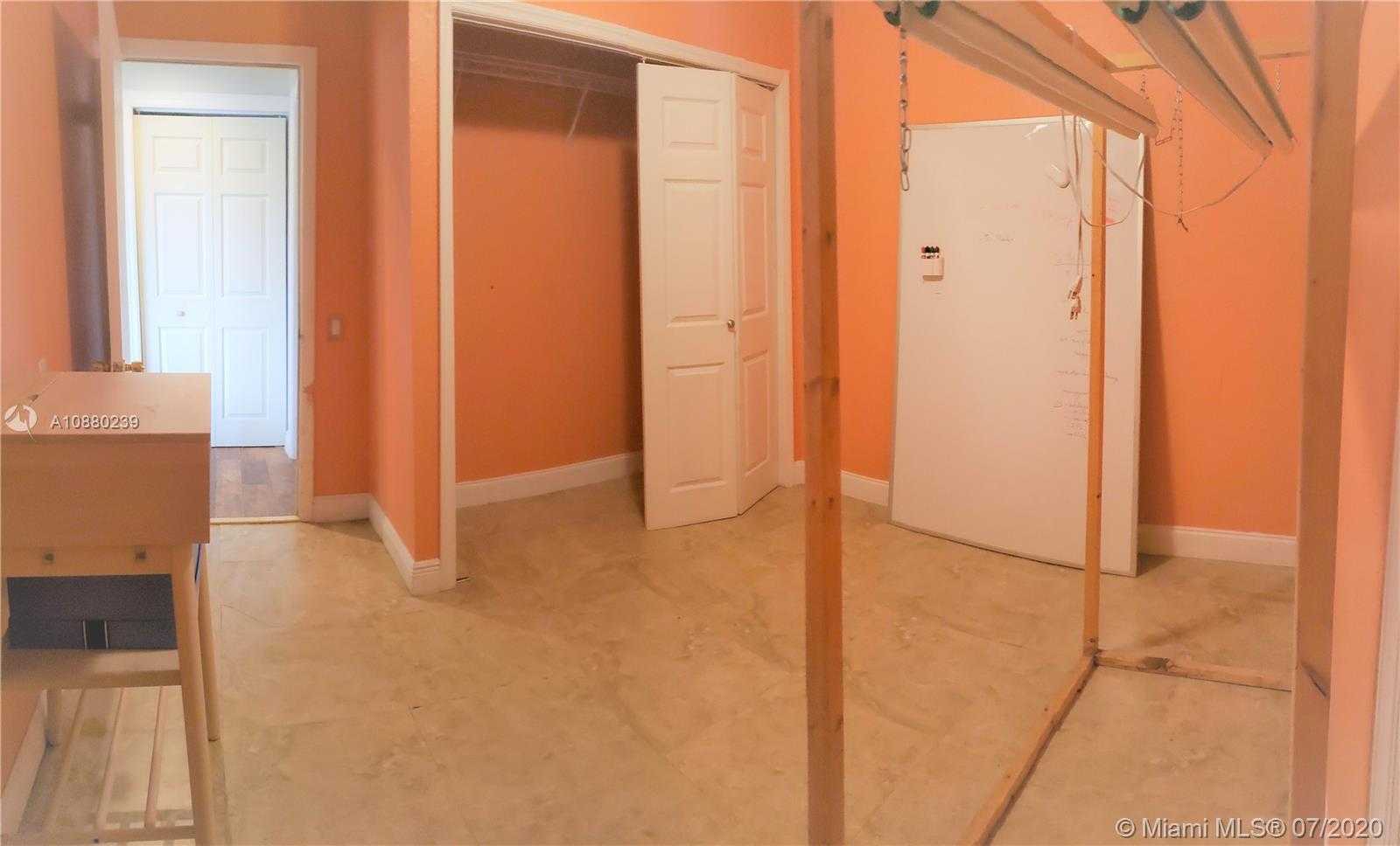Small Image of 1121 SOUTH WEST 110TH AVE, Pembroke Pines Number 15