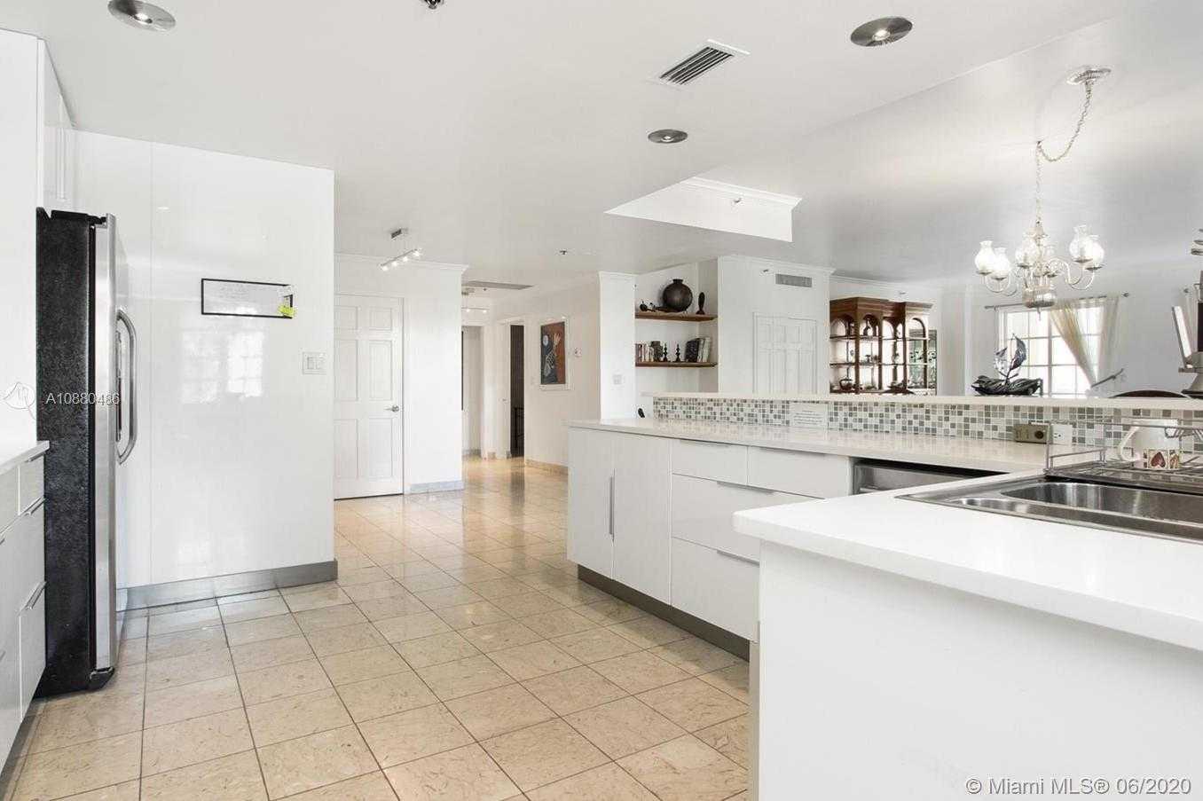 Small Image of 2124 FISHER ISLAND DR #2124, Miami Beach Number 6