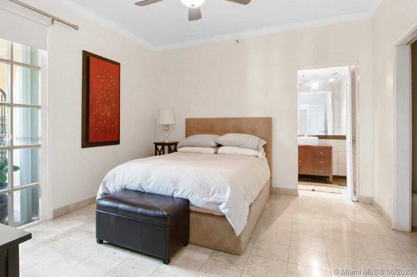 Small Image of 2124 FISHER ISLAND DR #2124, Miami Beach Number 7