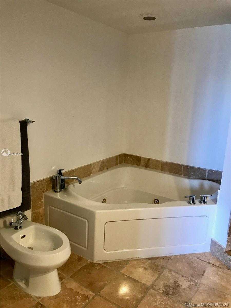 Small Image of 18201 COLLINS AVE #1608, Sunny Isles Beach Number 13