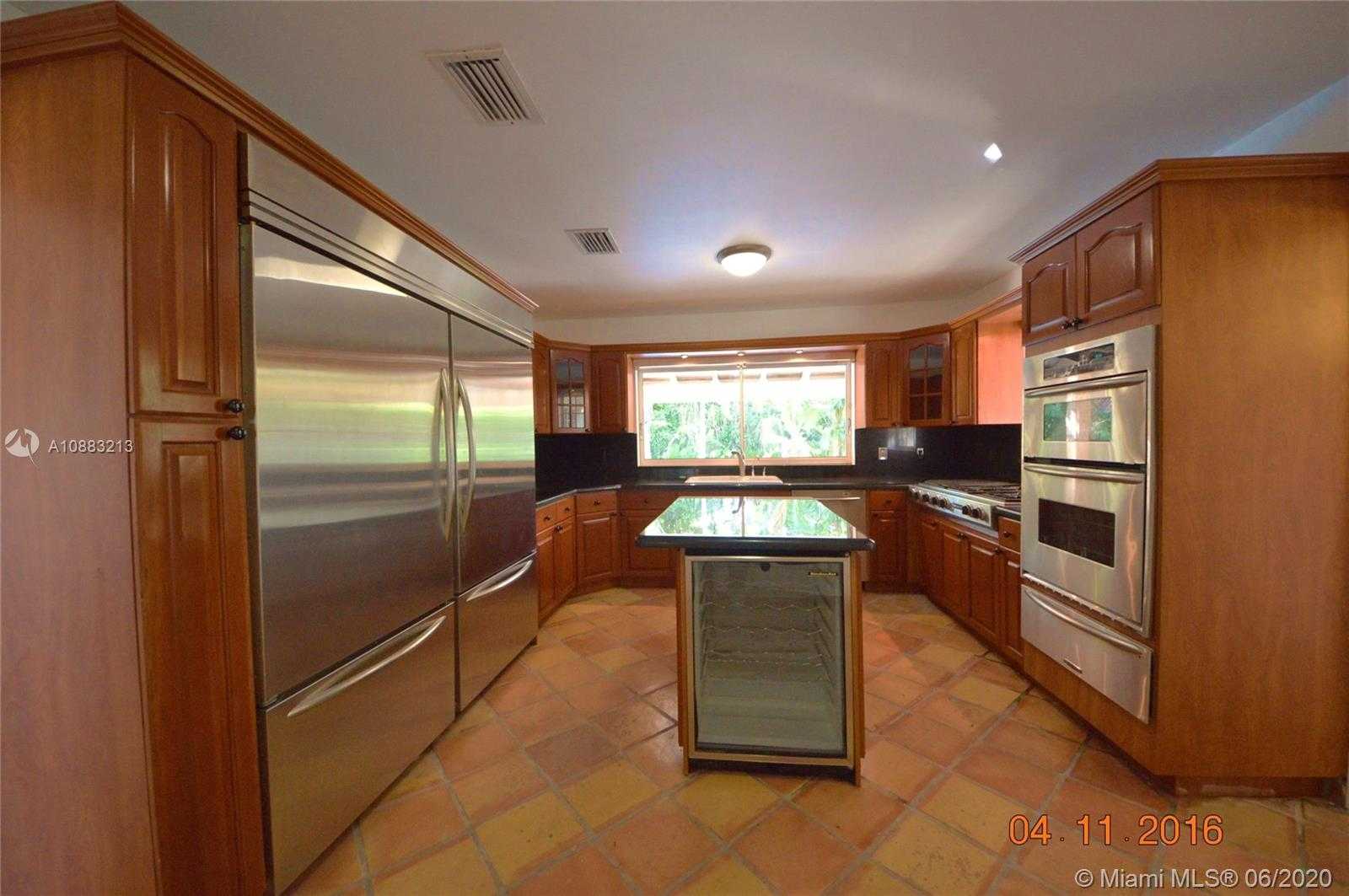 Small Image of 510 BIRD RD, Coral Gables Number 7