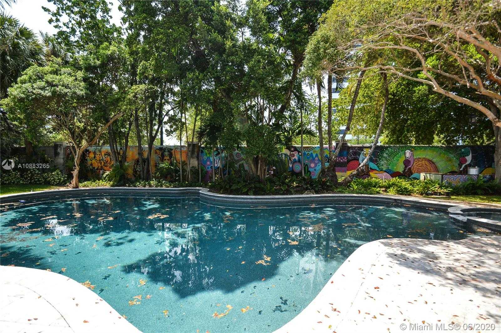 Small Image of 4560 BAY POINT RD, Miami Number 39