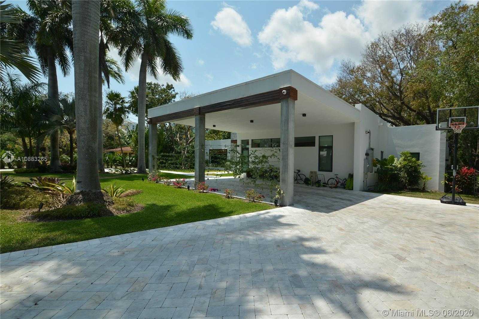 Small Image of 4560 BAY POINT RD, Miami Number 43