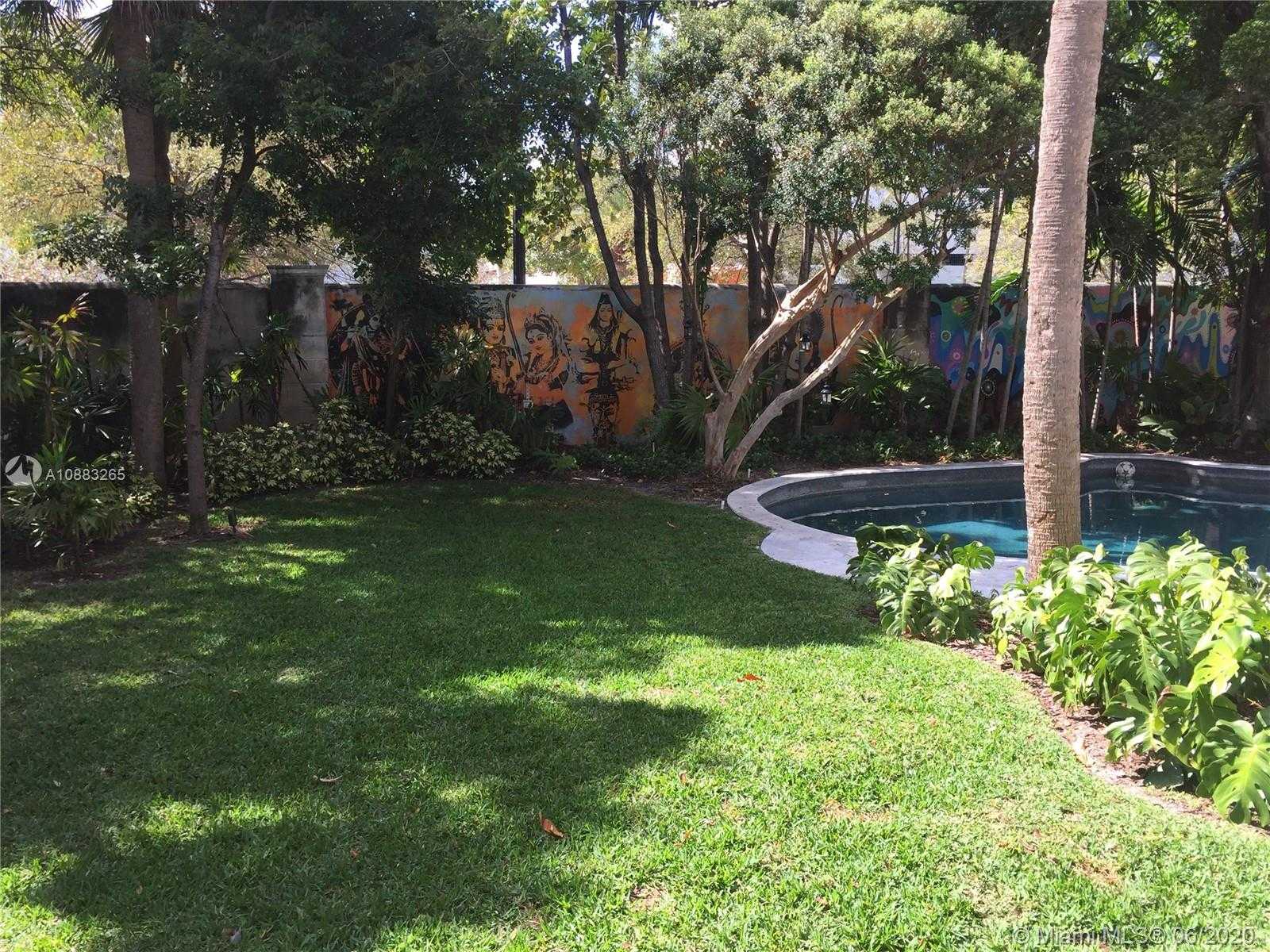 Small Image of 4560 BAY POINT RD, Miami Number 48
