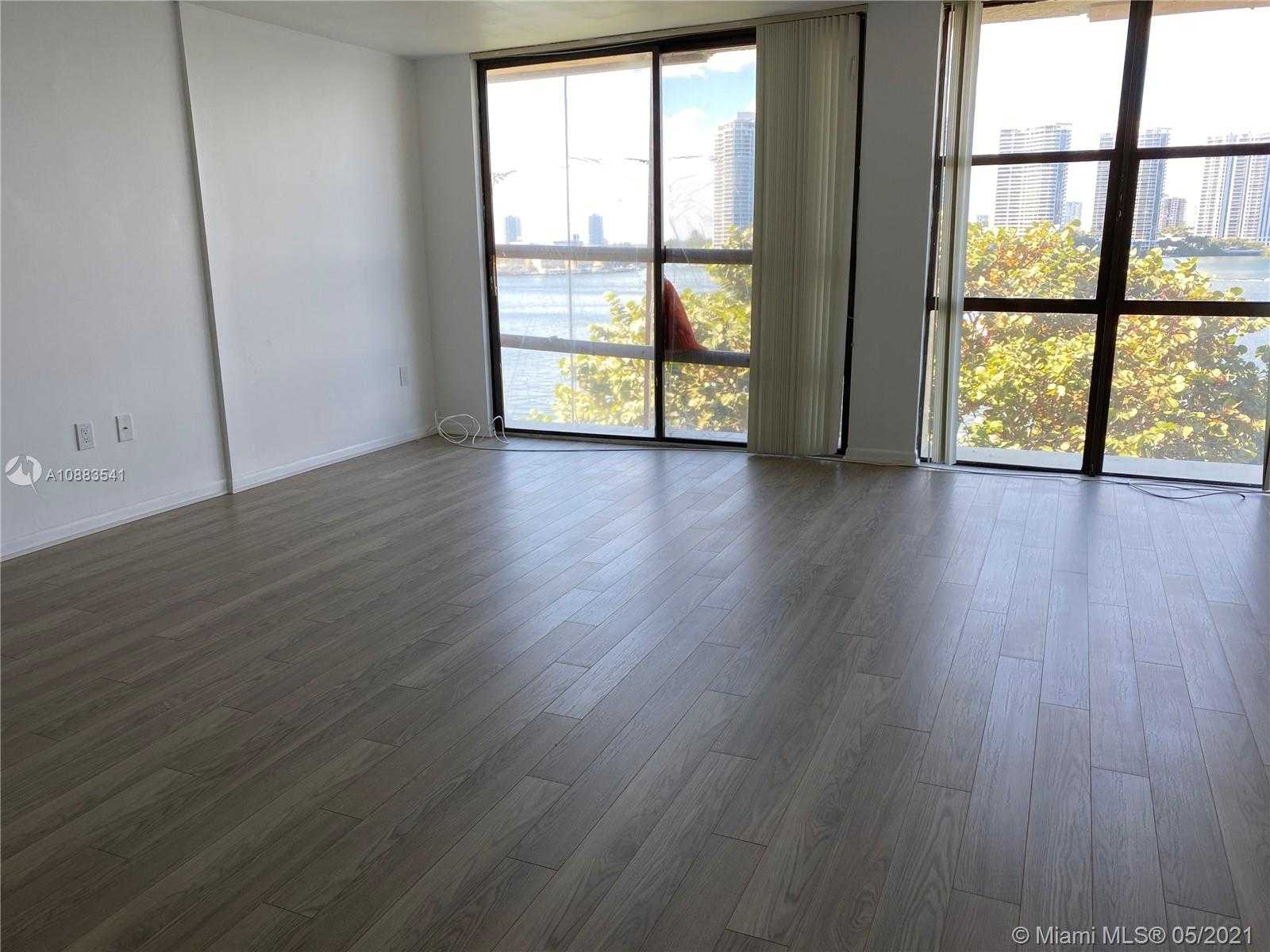 Small Image of 17600 NORTH BAY RD #N607, Sunny Isles Beach Number 5