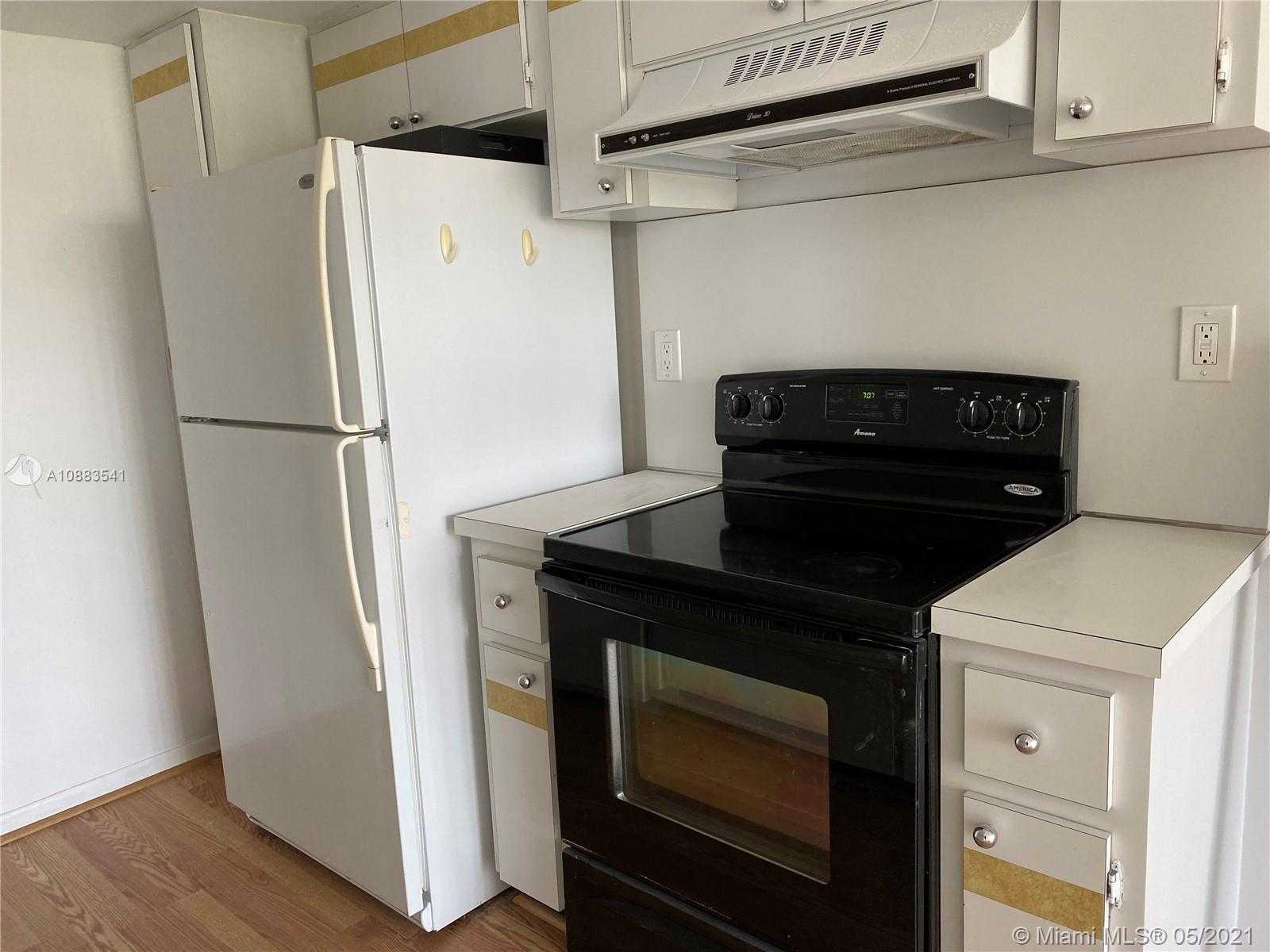 Small Image of 17600 NORTH BAY RD #N607, Sunny Isles Beach Number 7