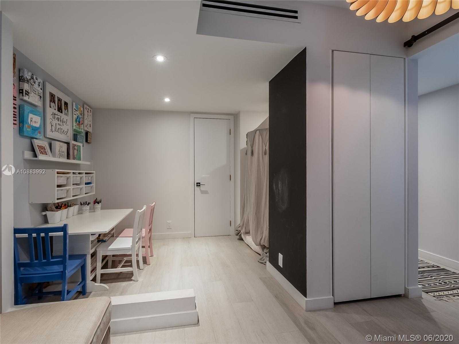 Small Image of 1111 CRANDON BLVD #C1202, Key Biscayne Number 27