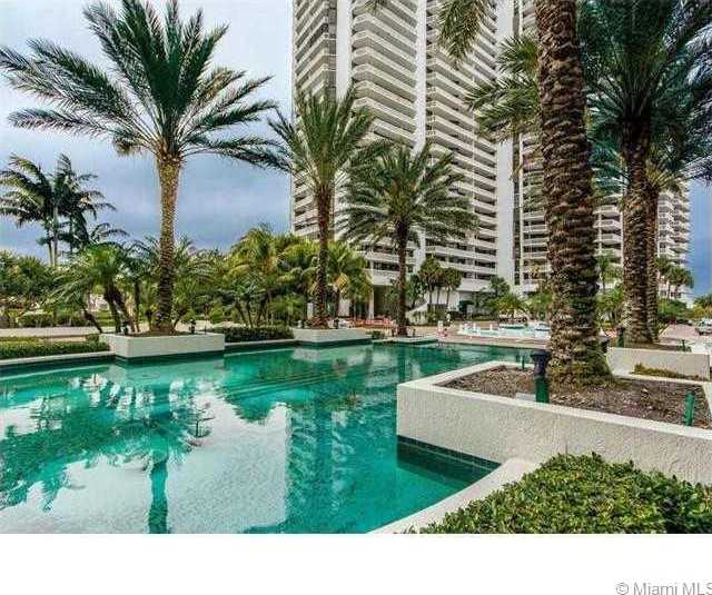 Small Image of 20201 EAST COUNTRY CLUB DR #2203, Aventura Number 2