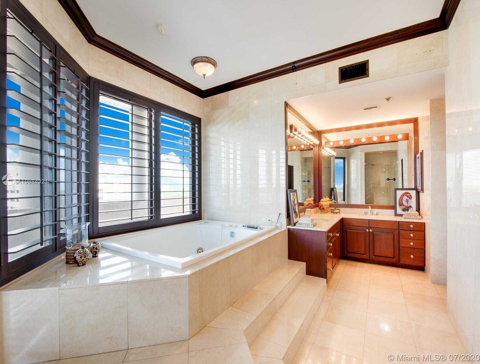 Small Image of 441 VALENCIA AVE #PH, Coral Gables Number 13