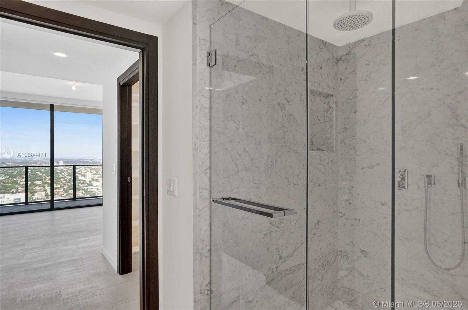 Small Image of 1000 BRICKELL PLZ #4710, Miami Number 2