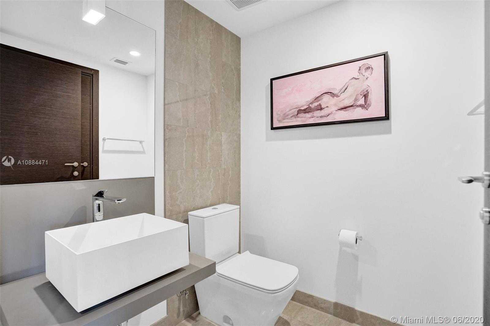 Small Image of 1000 BRICKELL PLZ #4710, Miami Number 31