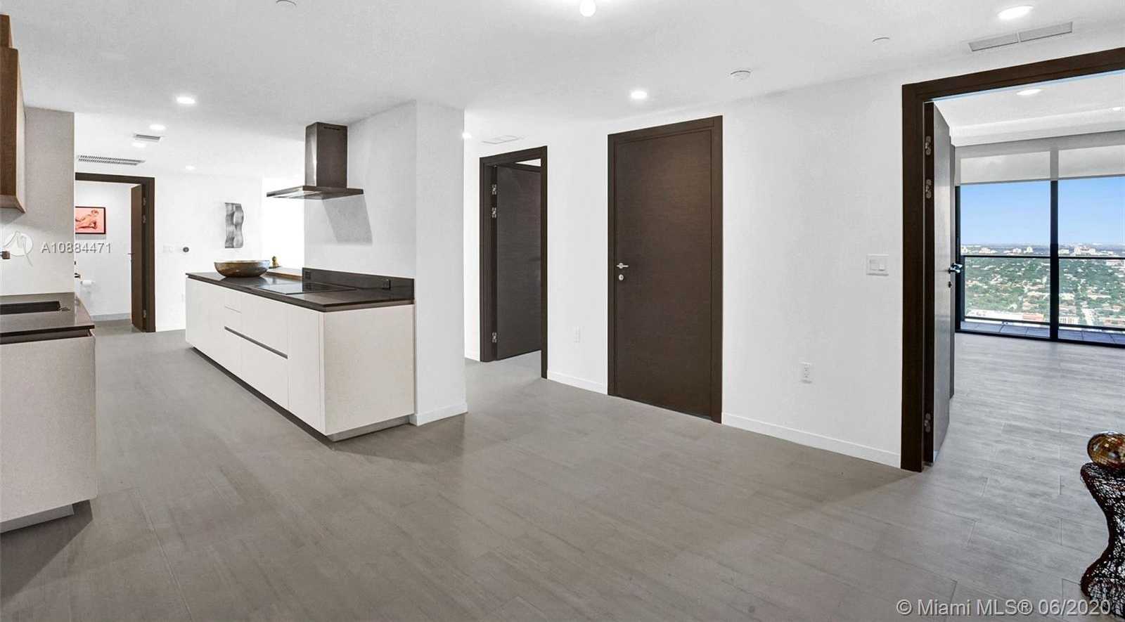 Small Image of 1000 BRICKELL PLZ #4710, Miami Number 6