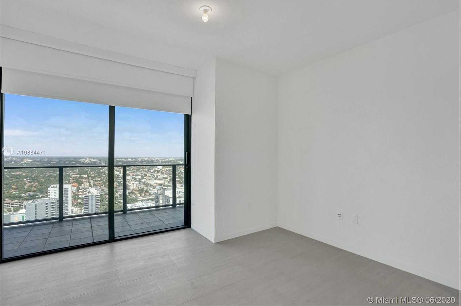 Small Image of 1000 BRICKELL PLZ #4710, Miami Number 7