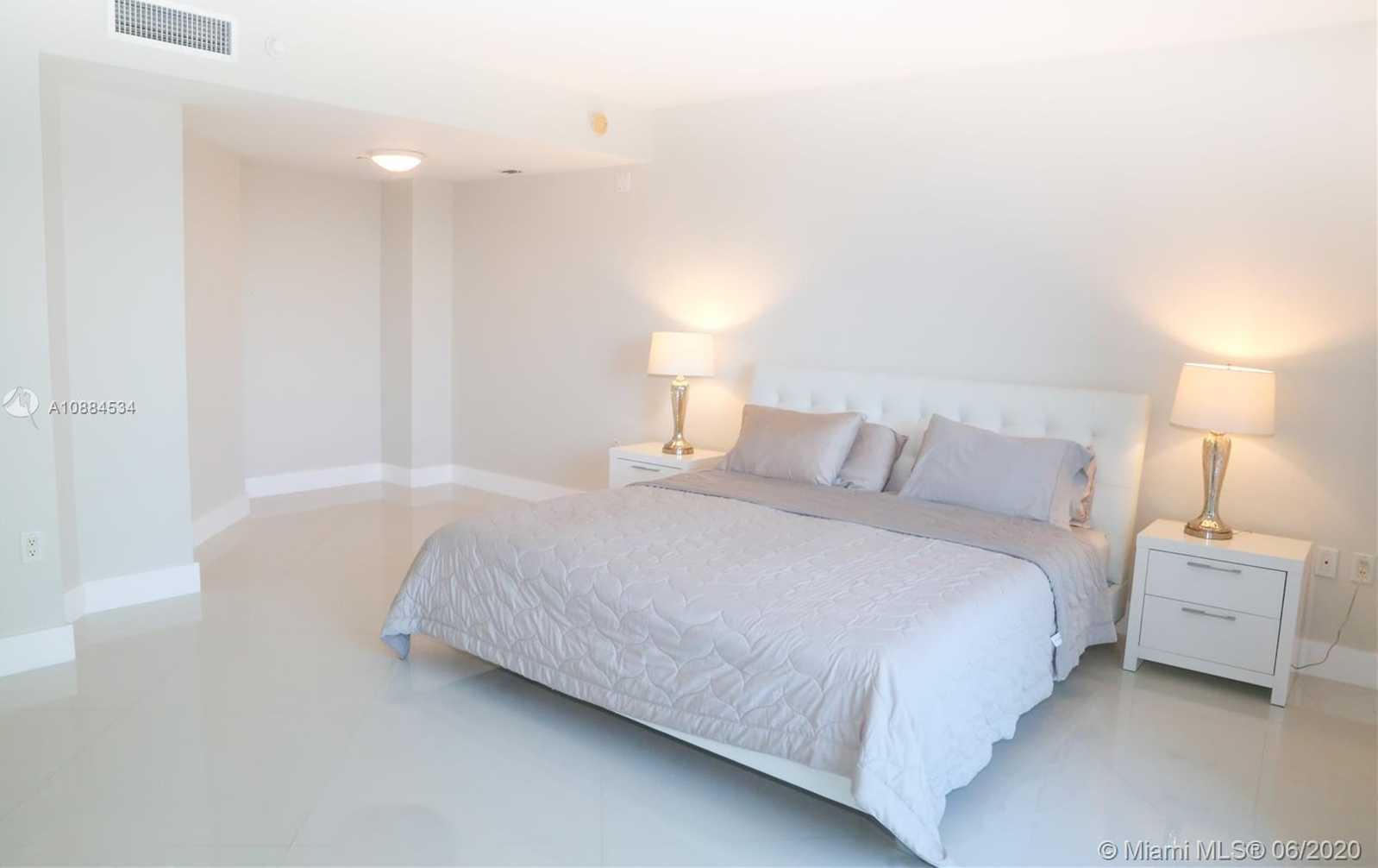 Small Image of 9401 COLLINS AVE #402, Surfside Number 12