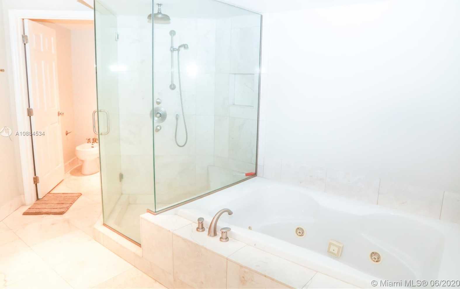 Small Image of 9401 COLLINS AVE #402, Surfside Number 15