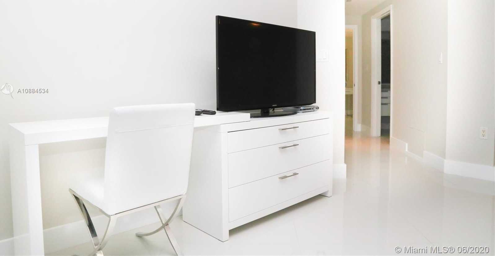 Small Image of 9401 COLLINS AVE #402, Surfside Number 26
