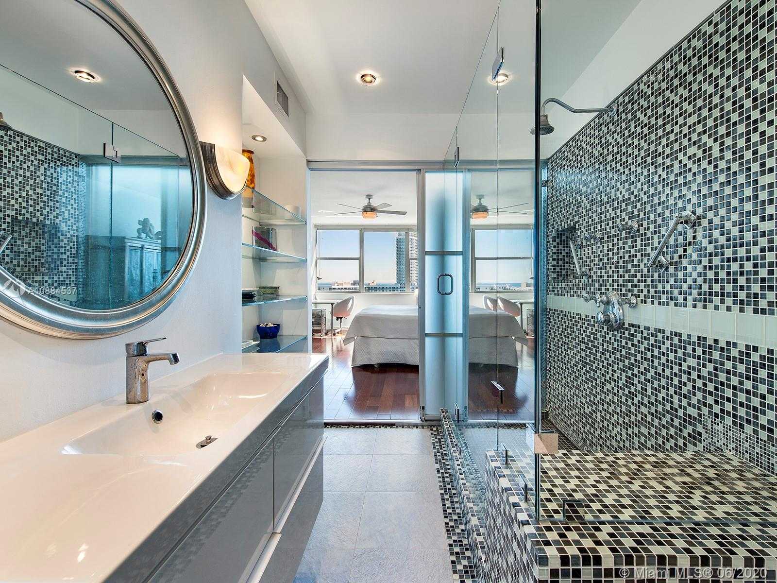 Small Image of 20 ISLAND AVE #1602, Miami Beach Number 7