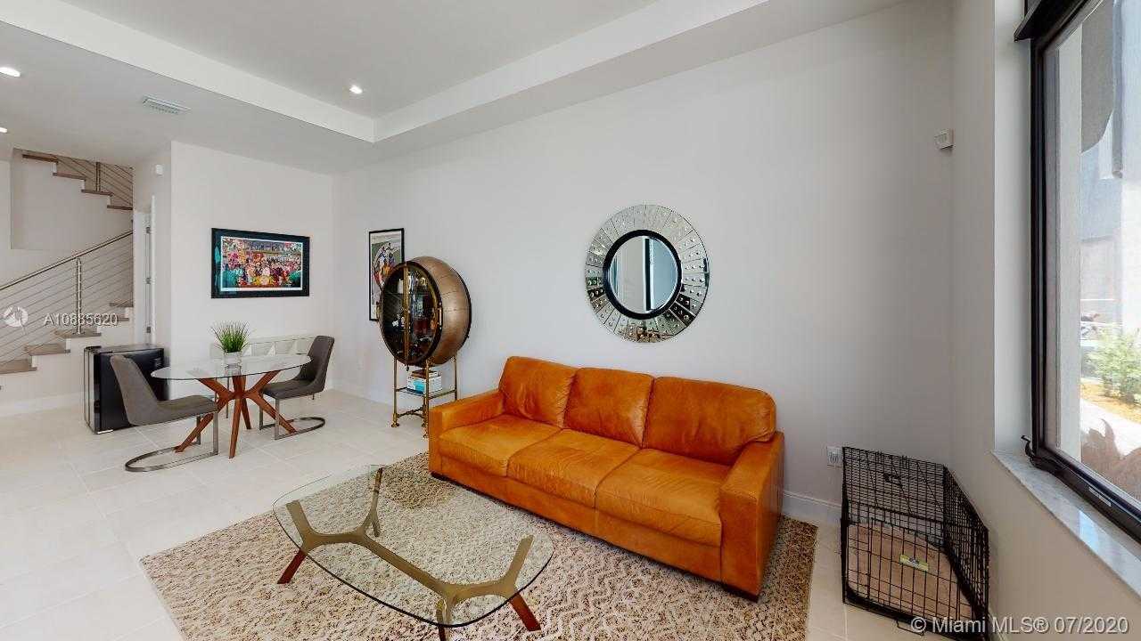 Small Image of 8459 NORTH WEST 47TH TER, Doral Number 22