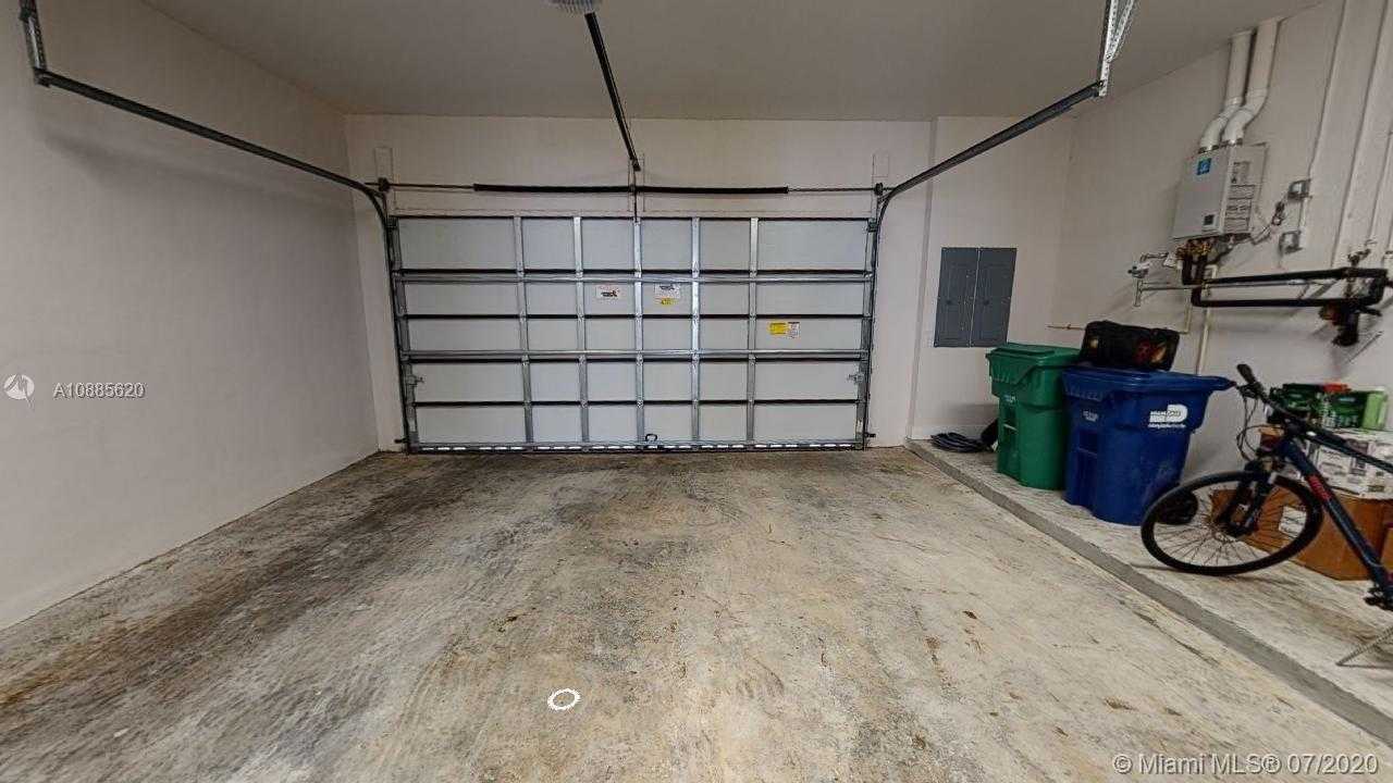 Small Image of 8459 NORTH WEST 47TH TER, Doral Number 28