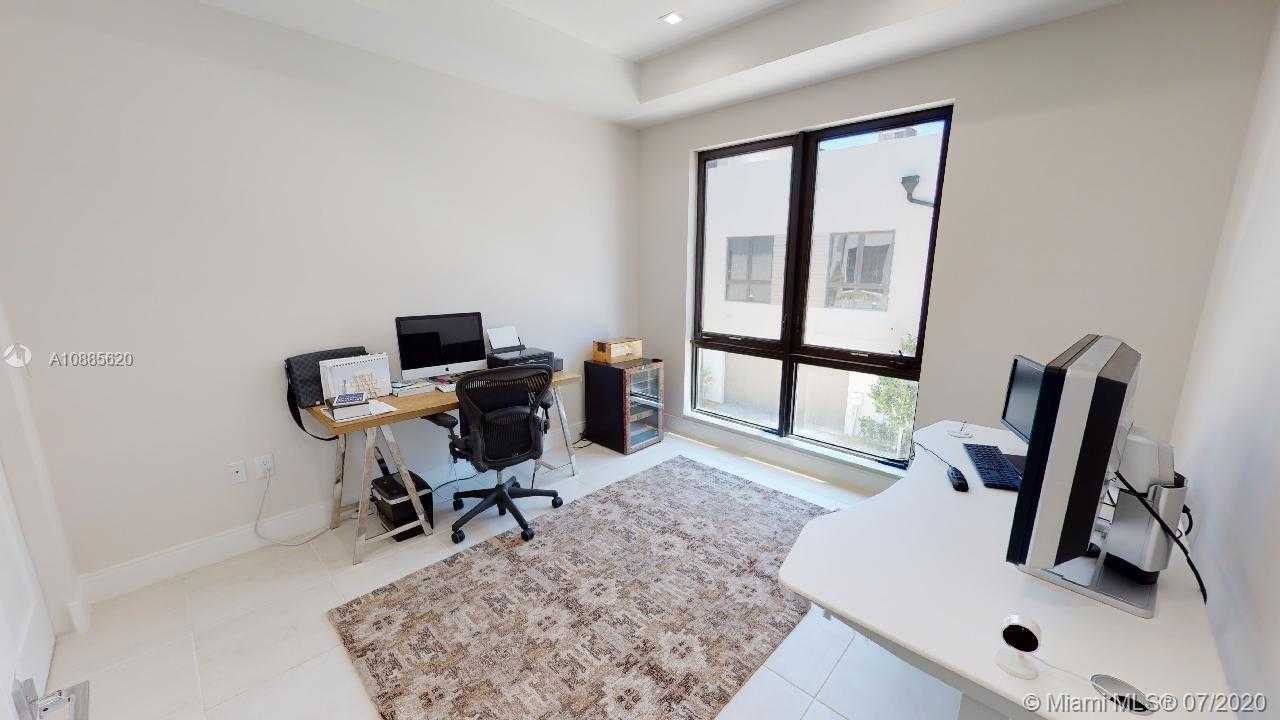 Small Image of 8459 NORTH WEST 47TH TER, Doral Number 30