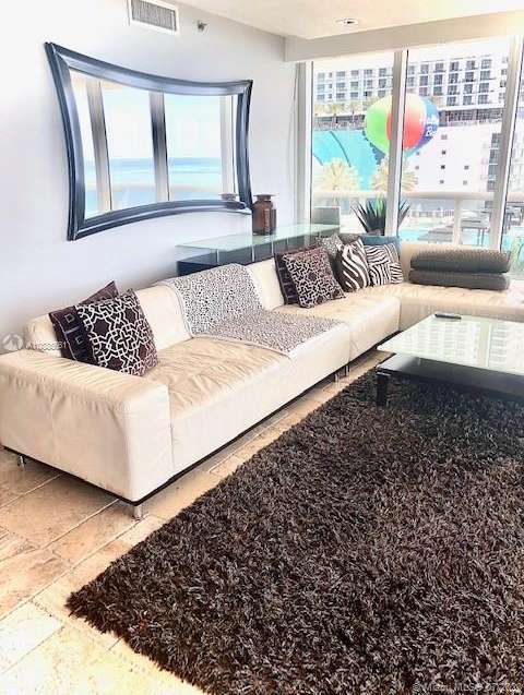 Small Image of 1830 SOUTH OCEAN DR #1001, Hallandale Beach Number 10