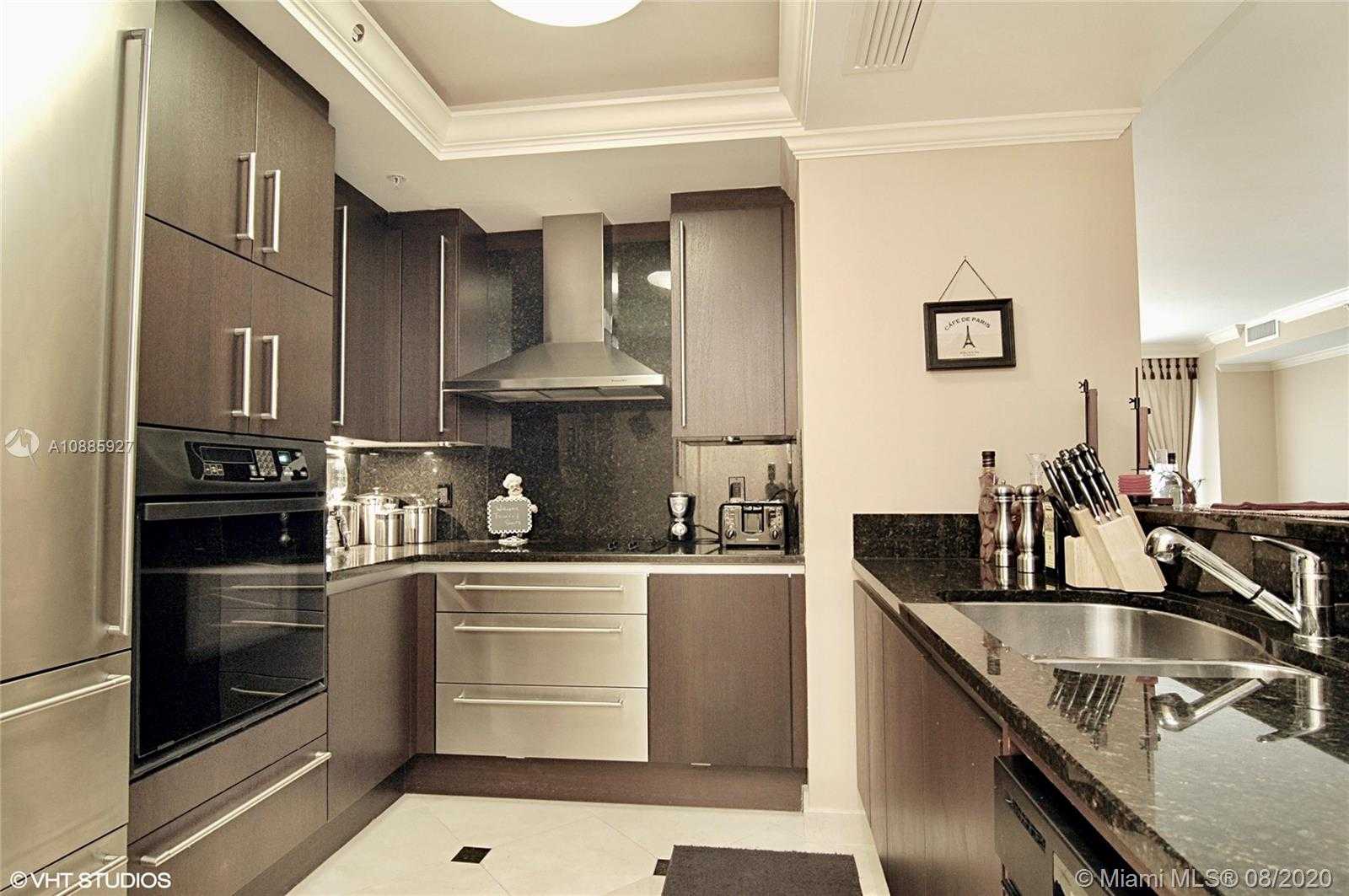 Small Image of 3400 SOUTH WEST 27TH AVE #307, Miami Number 4