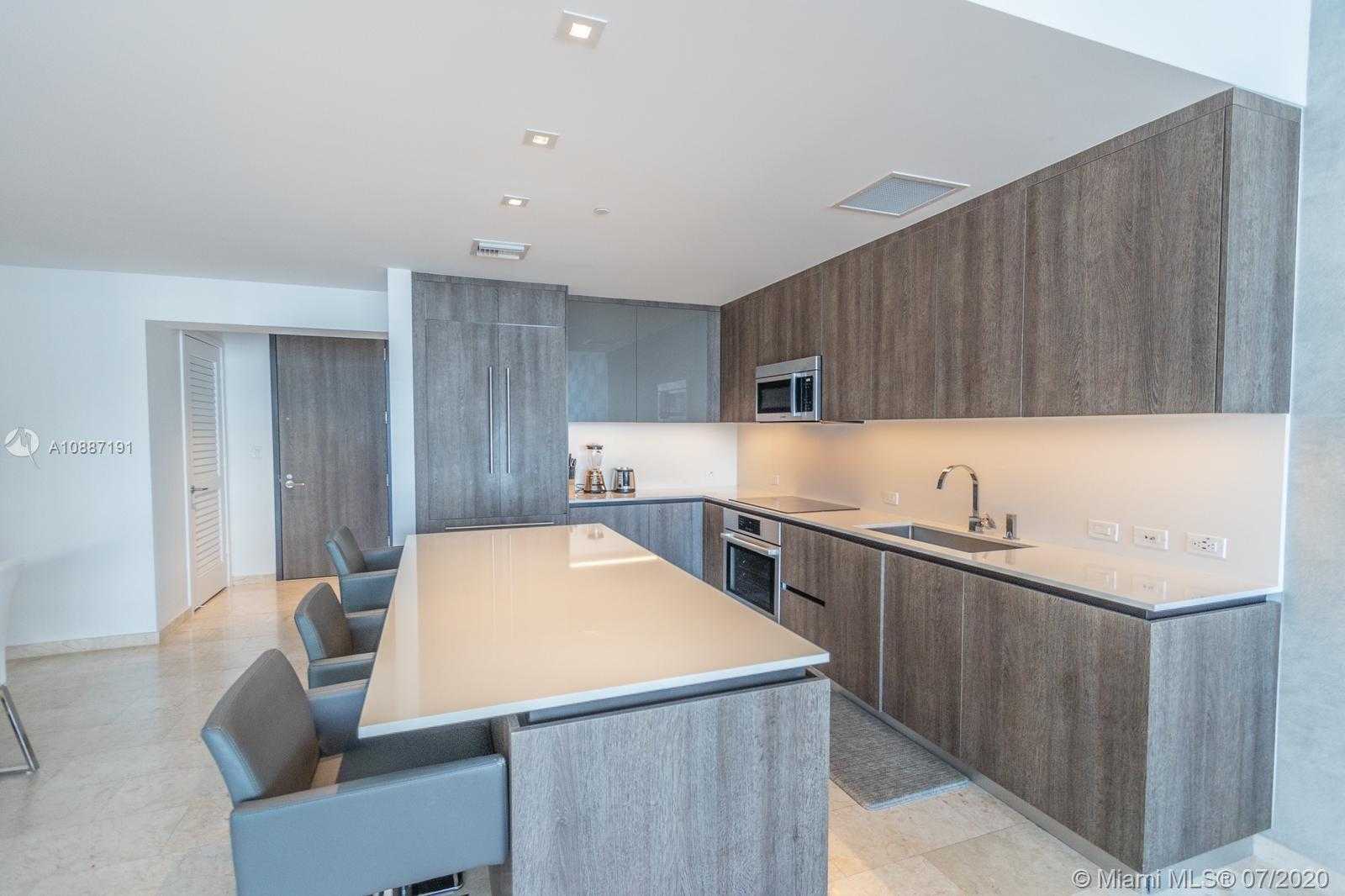 Small Image of 68 6TH ST #3207, Miami Number 12