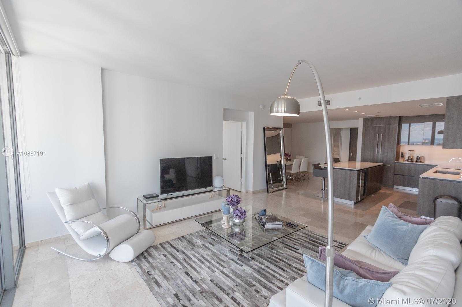 Small Image of 68 6TH ST #3207, Miami Number 15