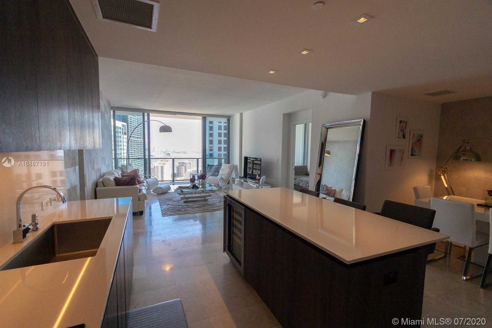 Small Image of 68 6TH ST #3207, Miami Number 25