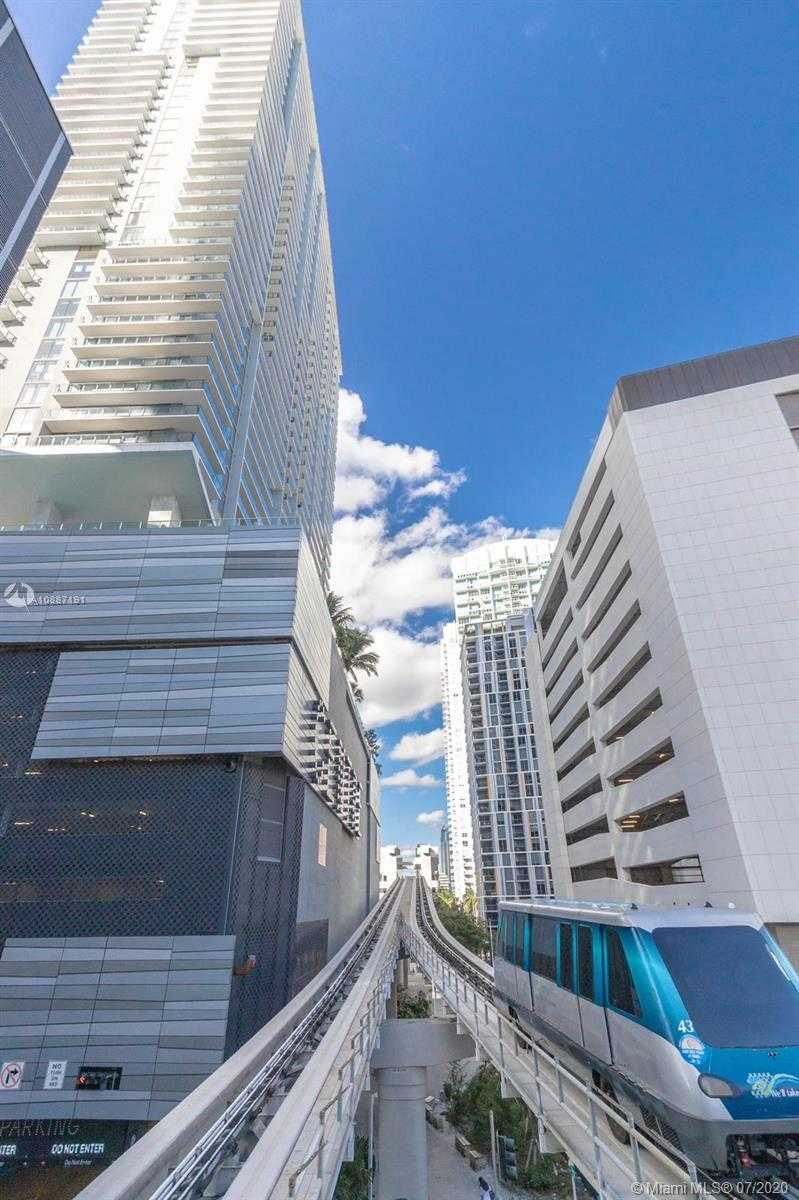 Small Image of 68 6TH ST #3207, Miami Number 33