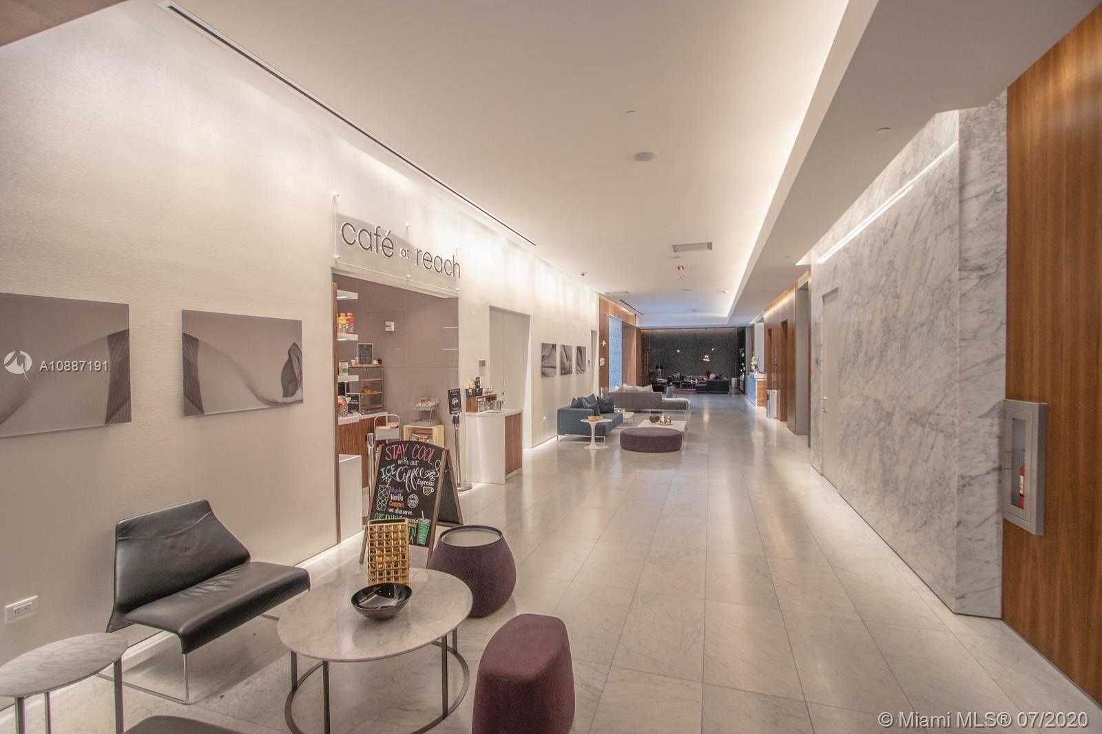 Small Image of 68 6TH ST #3207, Miami Number 36