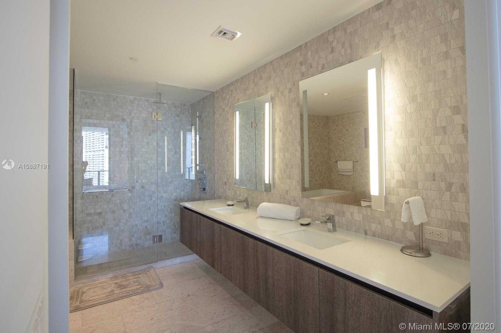 Small Image of 68 6TH ST #3207, Miami Number 8