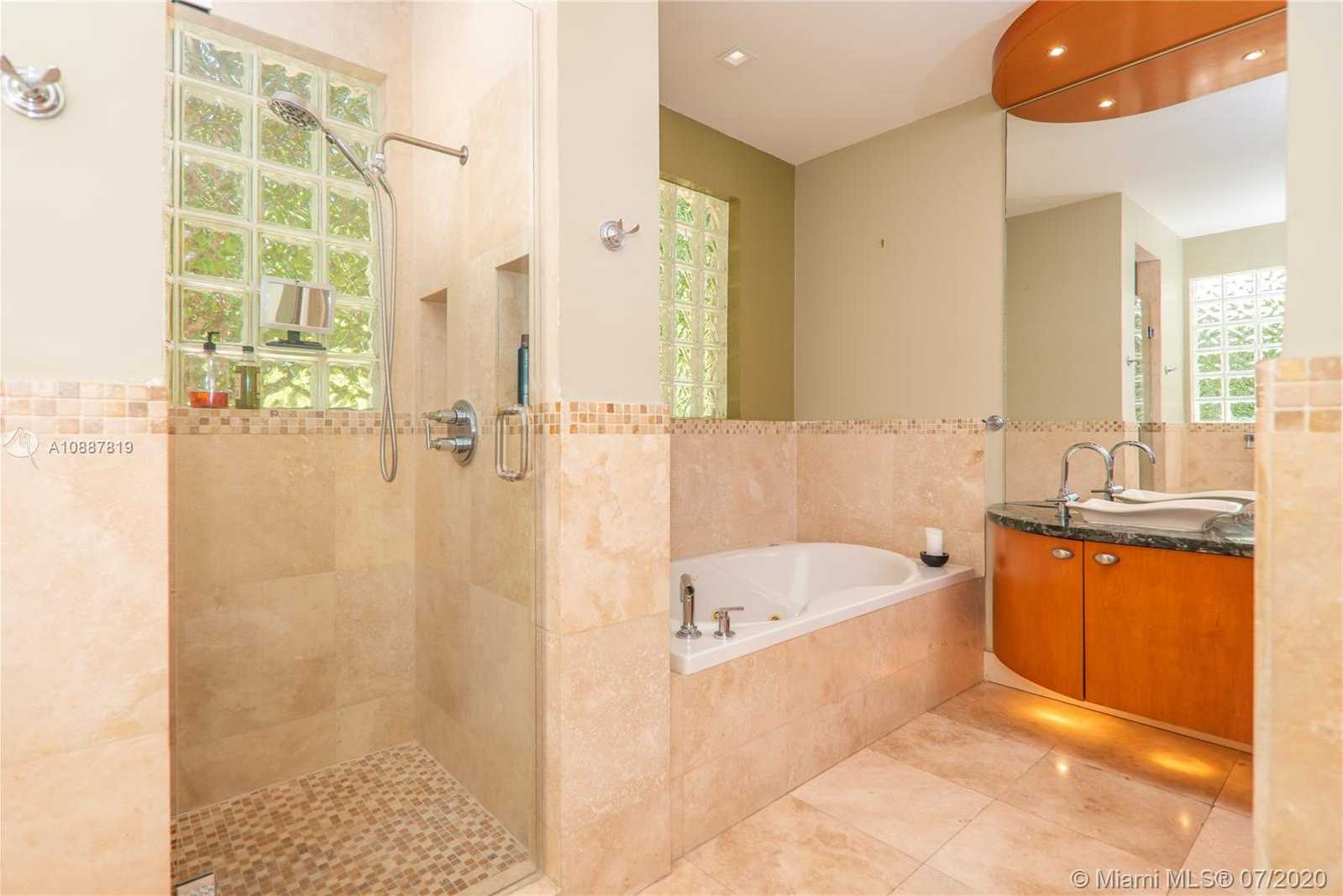 Small Image of 2533 ANDROS AVE, Miami Number 15