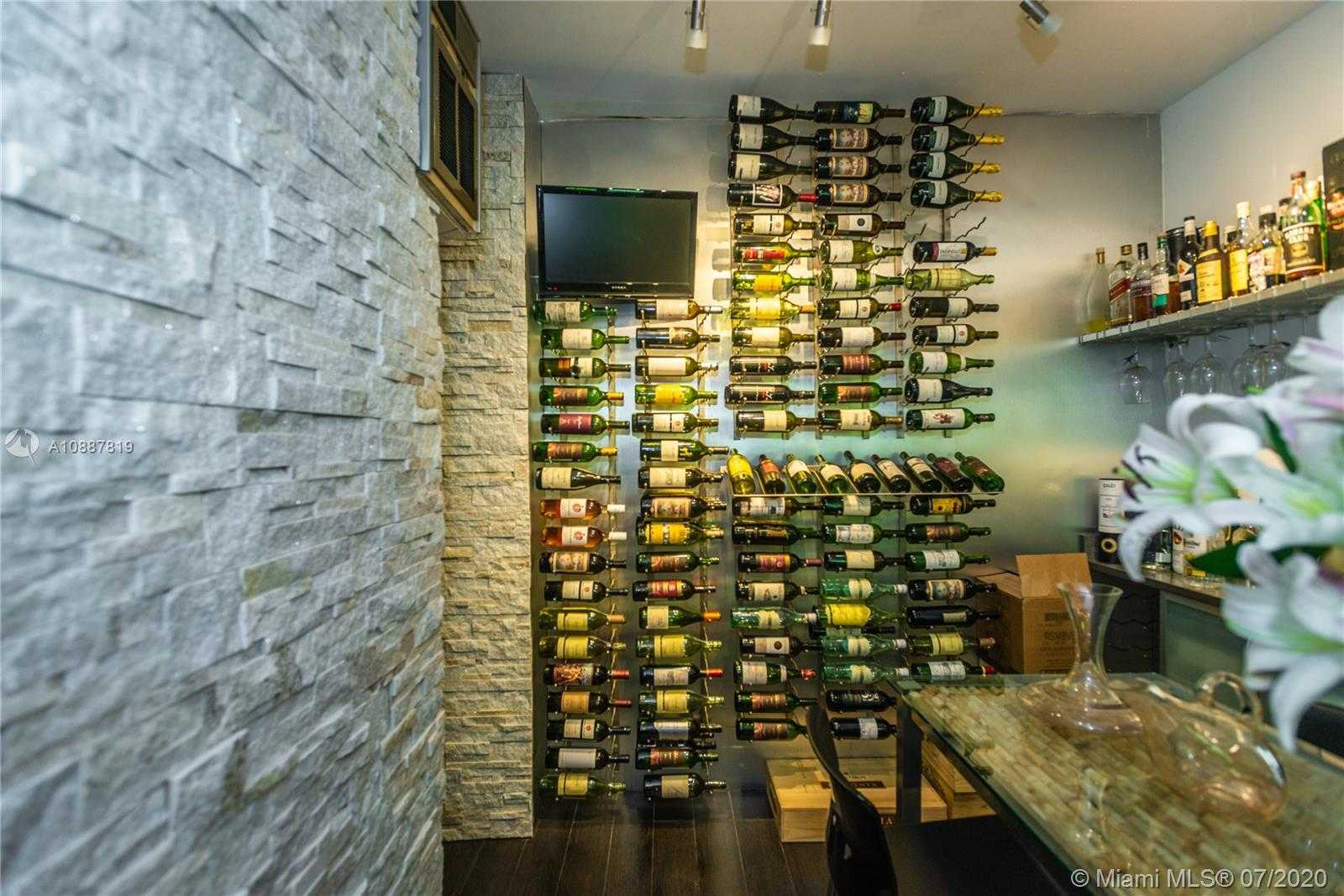 Small Image of 2533 ANDROS AVE, Miami Number 28