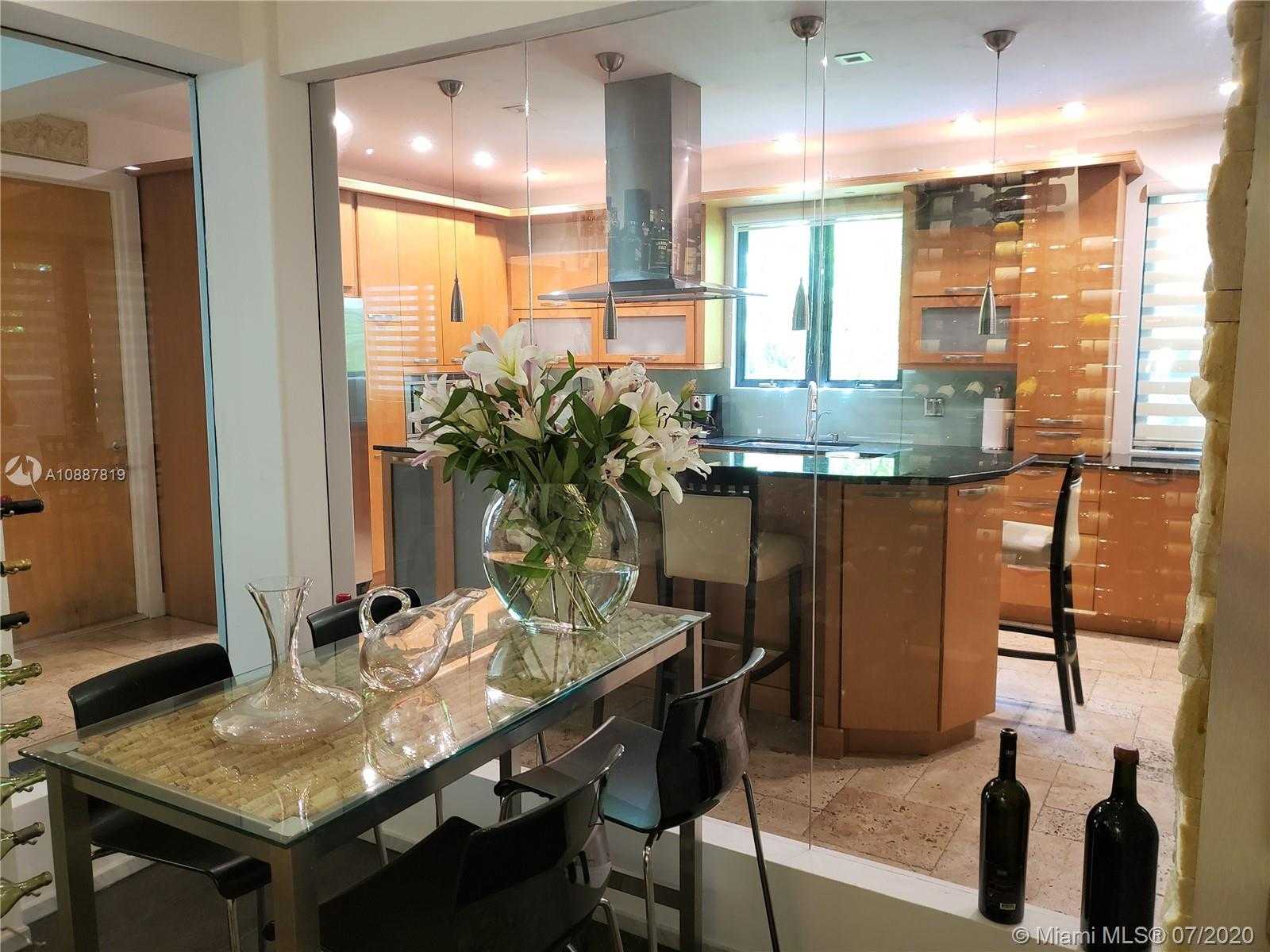 Small Image of 2533 ANDROS AVE, Miami Number 30