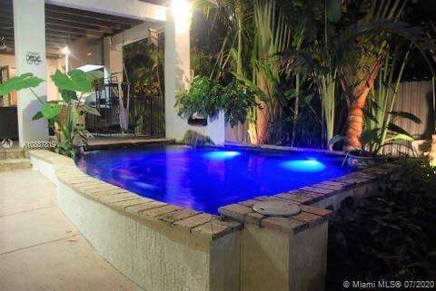 Small Image of 2533 ANDROS AVE, Miami Number 35