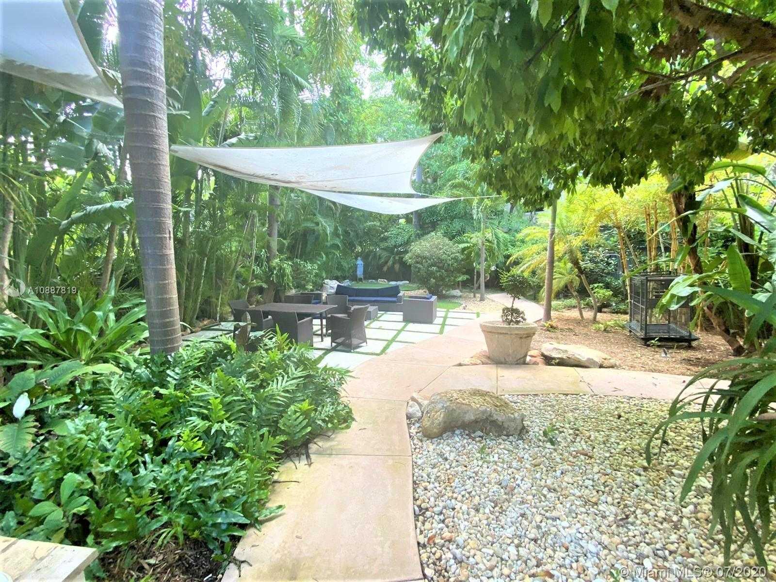 Small Image of 2533 ANDROS AVE, Miami Number 38