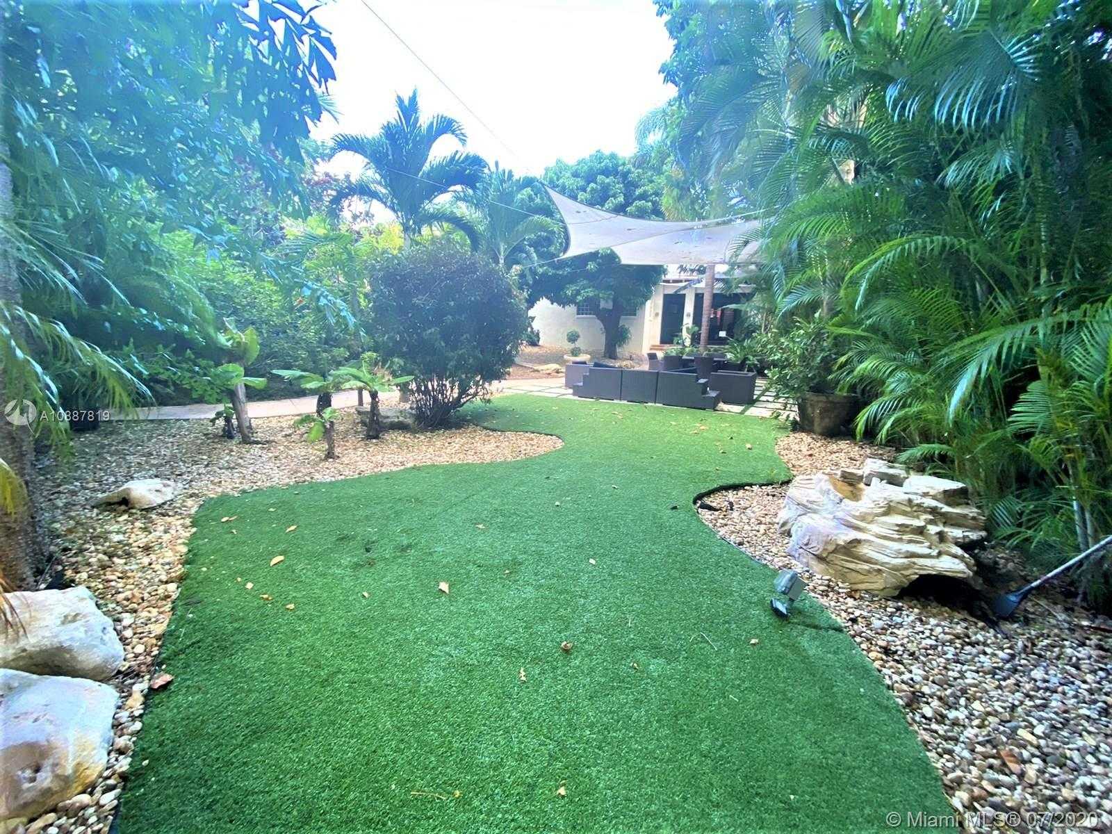 Small Image of 2533 ANDROS AVE, Miami Number 39