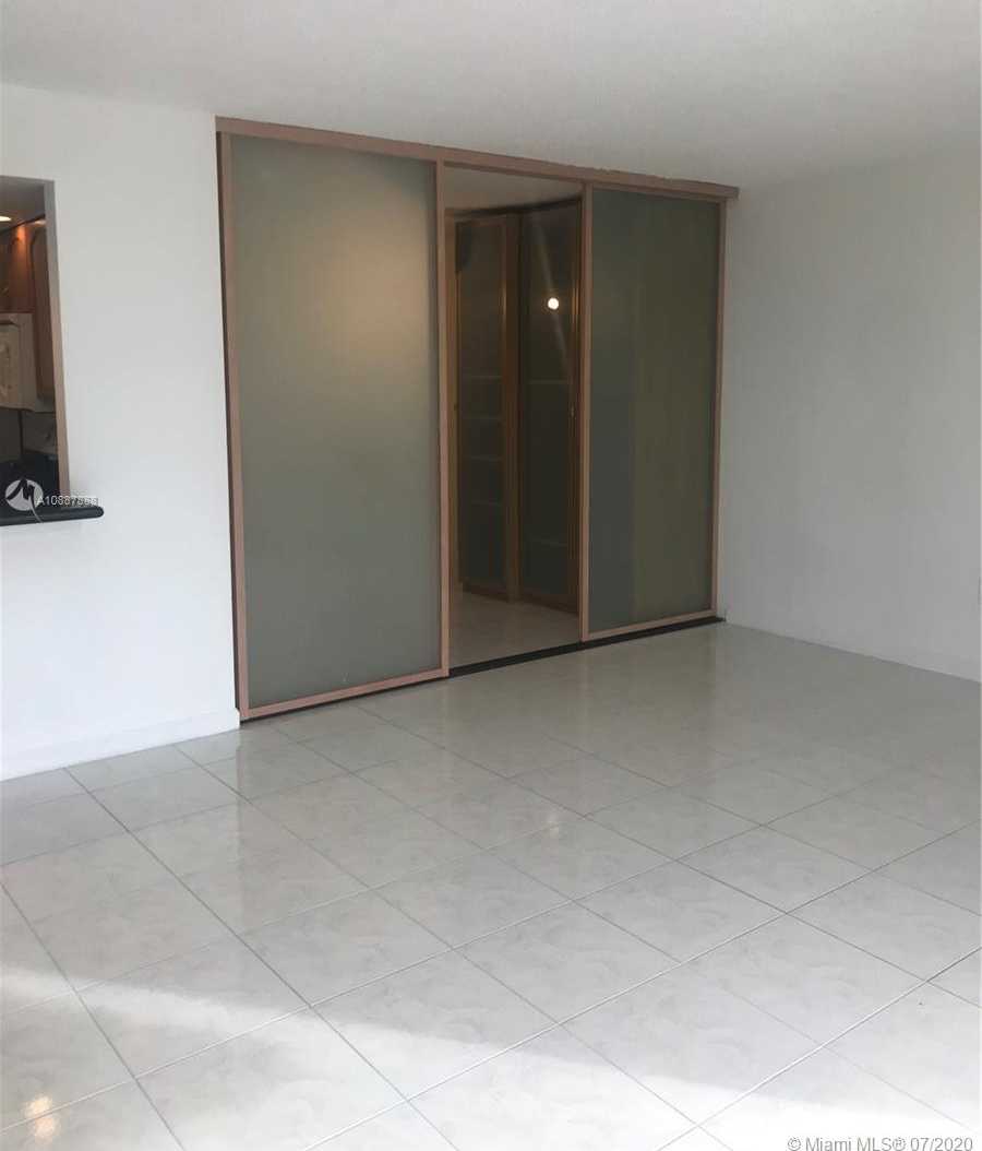 Small Image of 200 178TH DR #302, Sunny Isles Beach Number 12